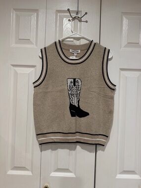 Vigoss Women’s Beige Cowboy Boot Knit Vest